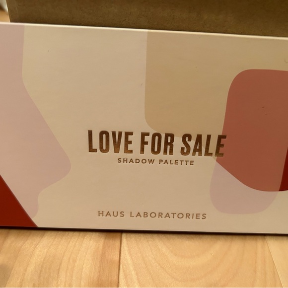 HAUS Labs - Love for sale shadow palette - Picture 2 of 2